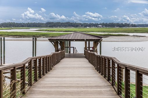 14 Johnston Way Unit: 13E