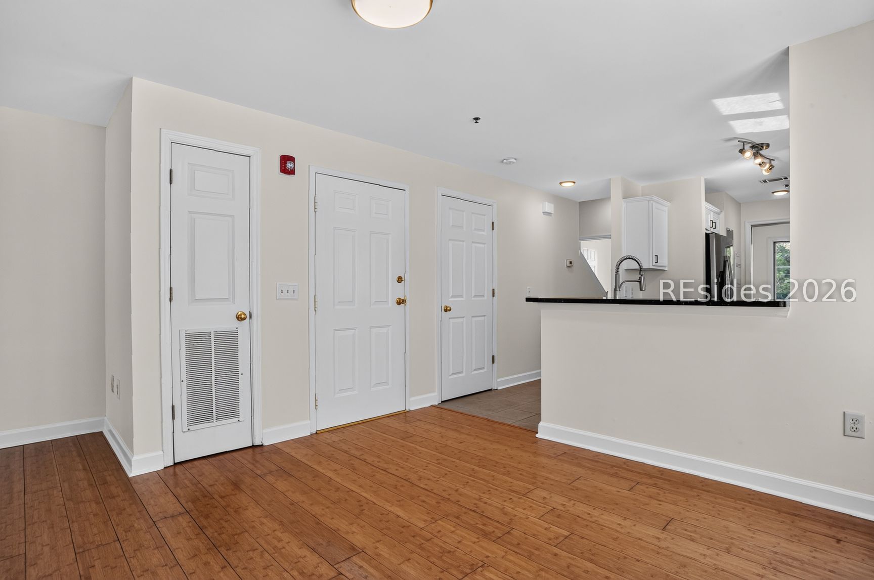 14 Johnston Way Unit: 13E
