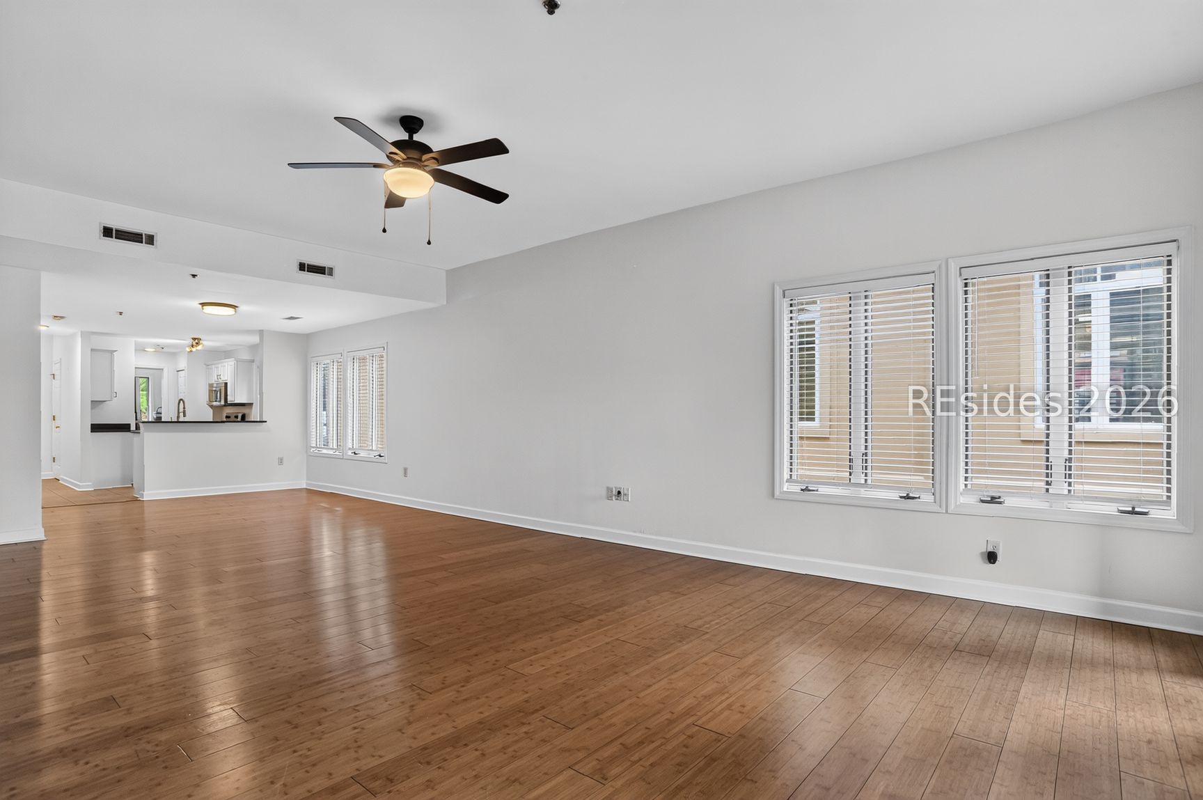 14 Johnston Way Unit: 13E