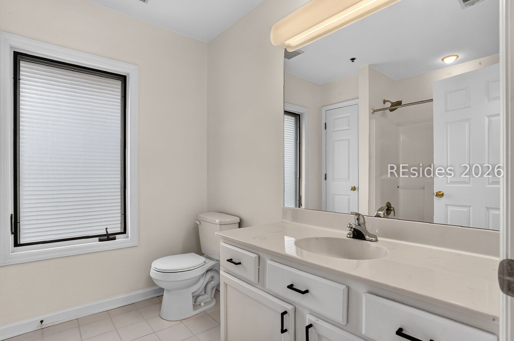 14 Johnston Way Unit: 13E