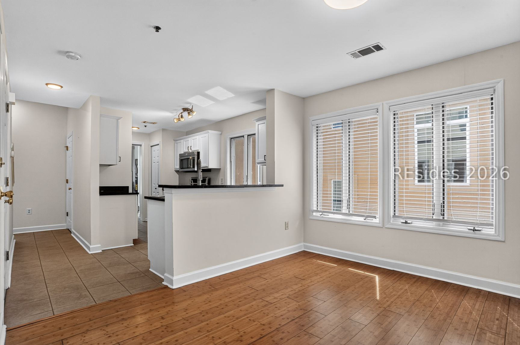 14 Johnston Way Unit: 13E