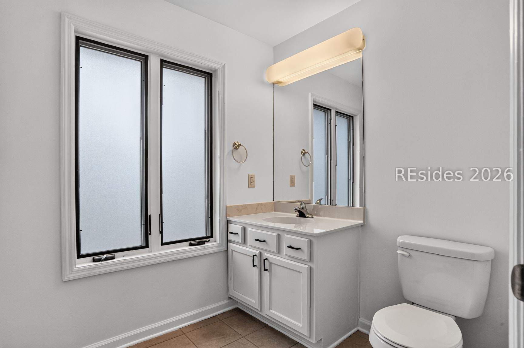 14 Johnston Way Unit: 13E
