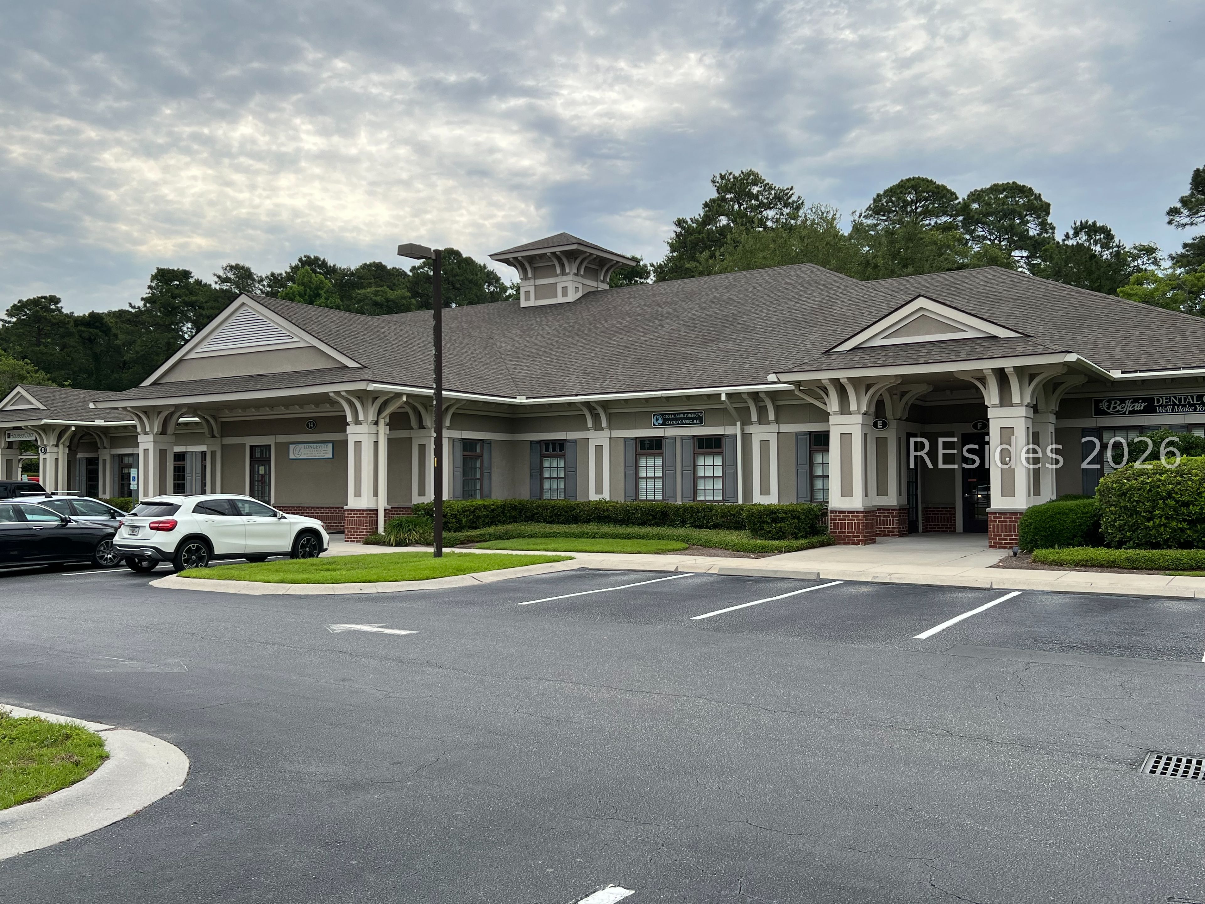 14 Oak Forest Road
