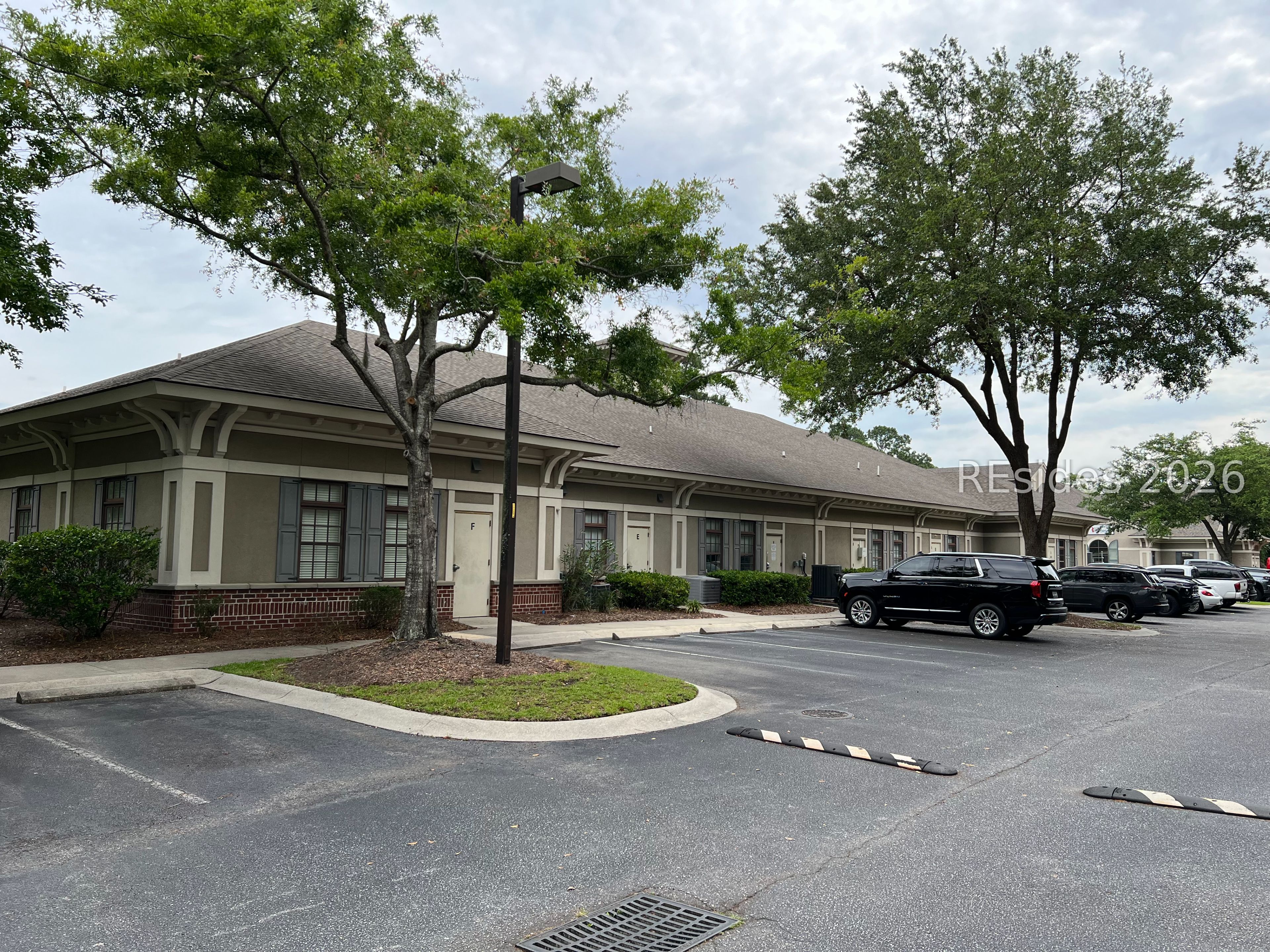 14 Oak Forest Road