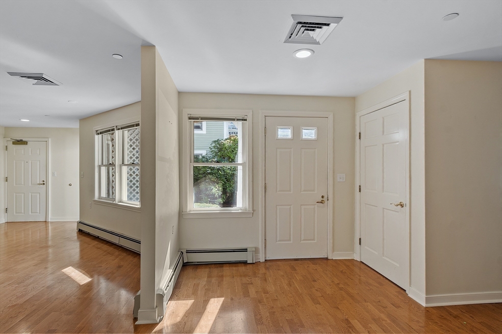 140 Lincoln Rd Unit: 117