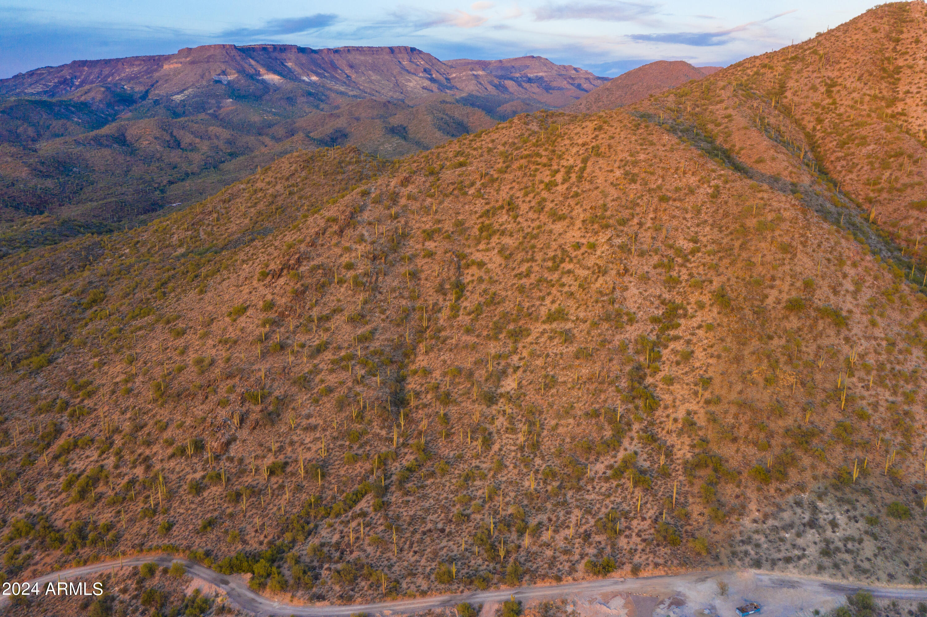 4490X N Cottonwood Canyon Road, -