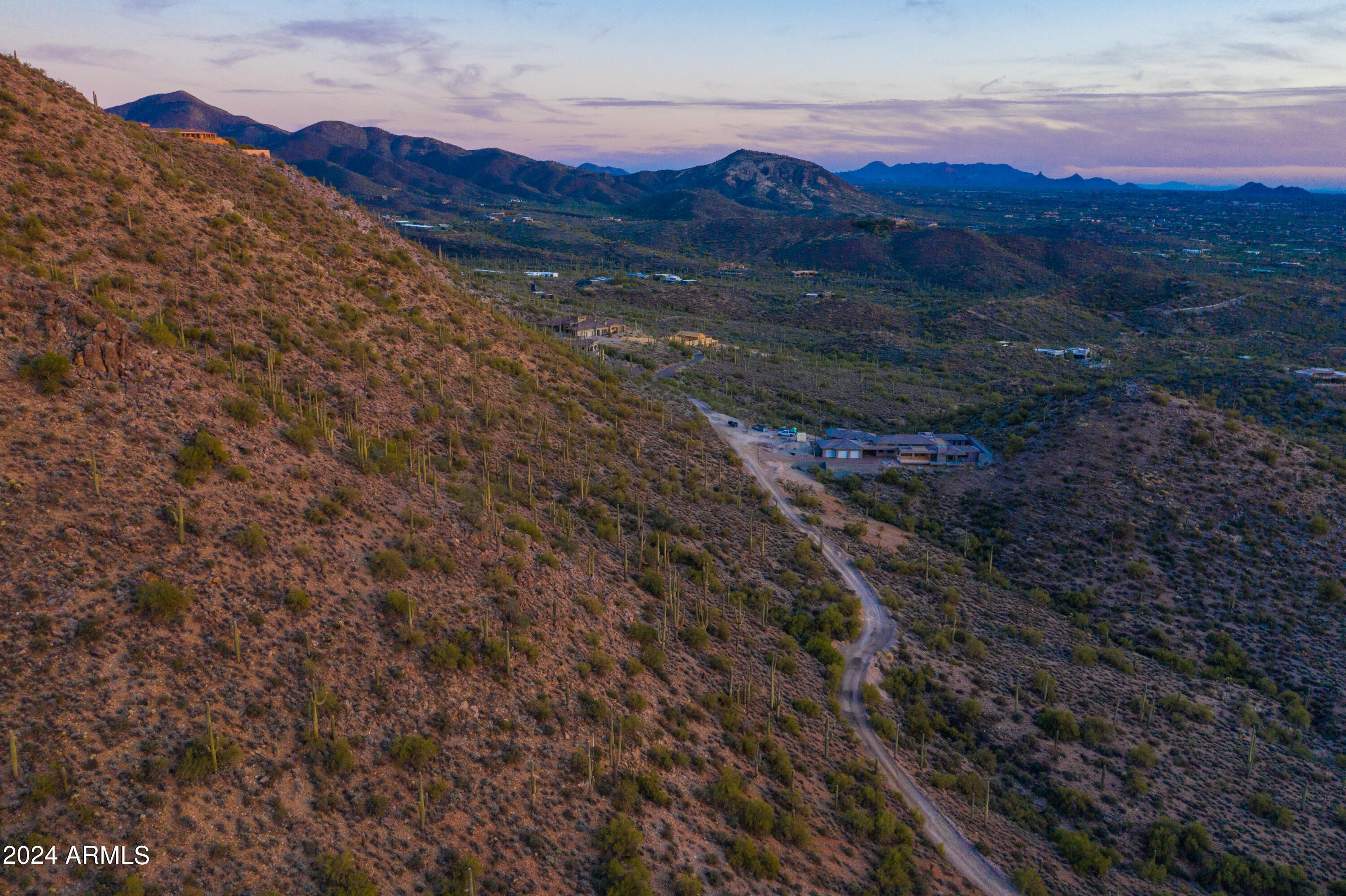 4490X N Cottonwood Canyon Road, -