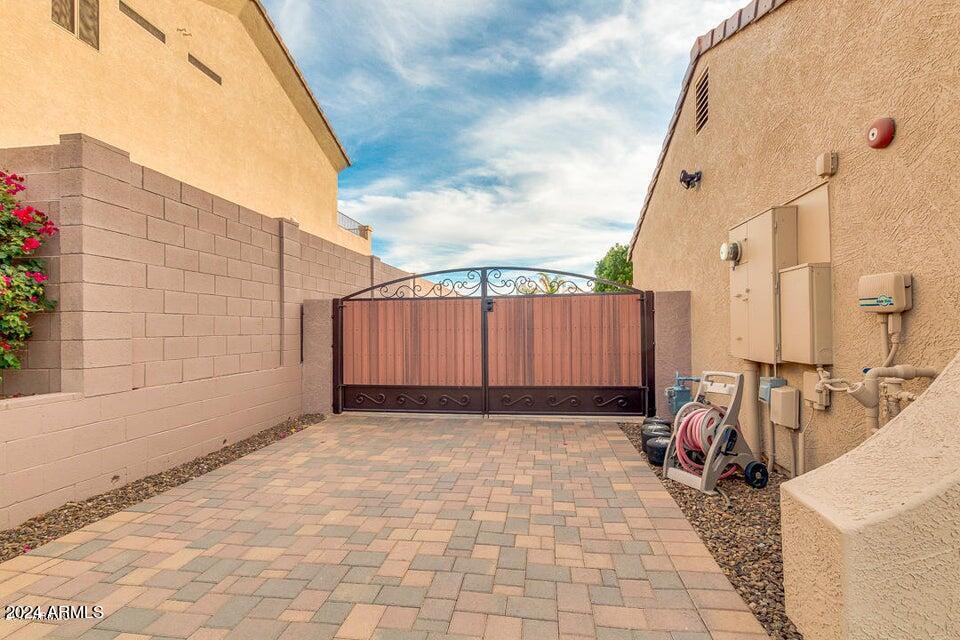 9863 W KEYSER Drive