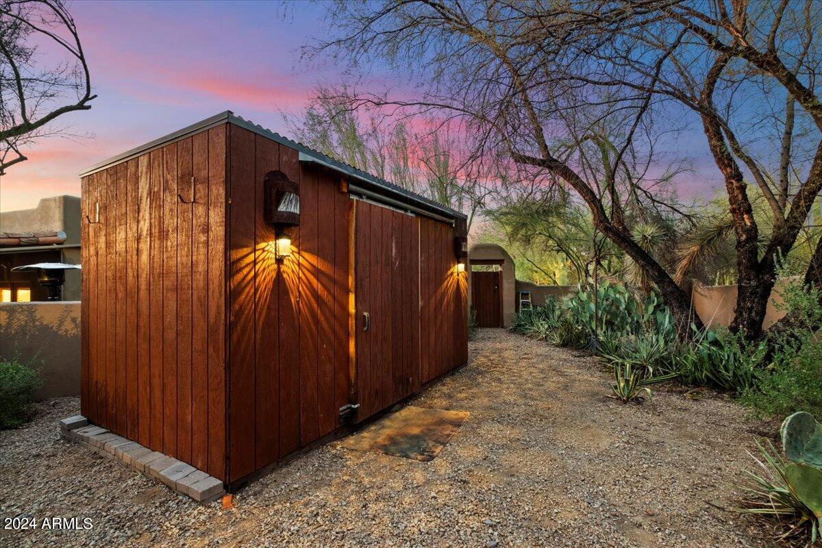 5735 E PASEO HERMOSA