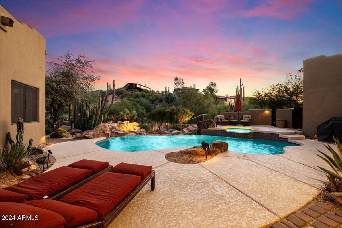 5735 E PASEO HERMOSA