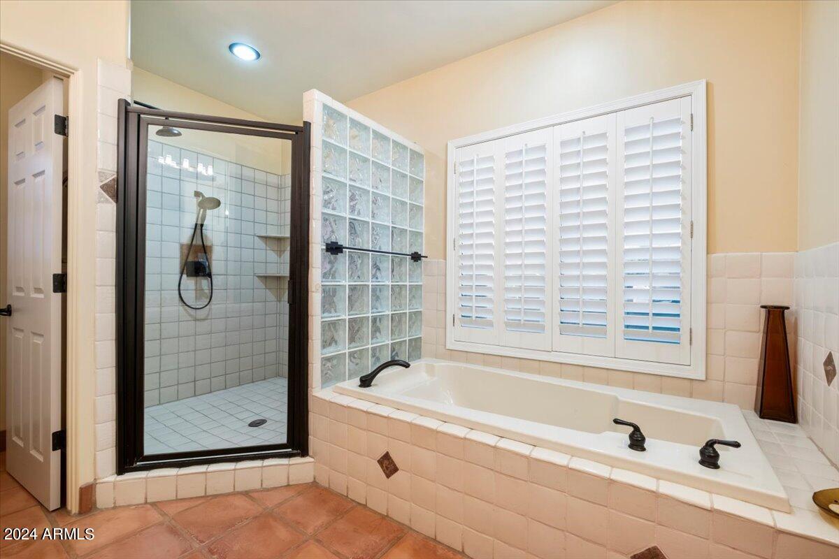 5735 E PASEO HERMOSA