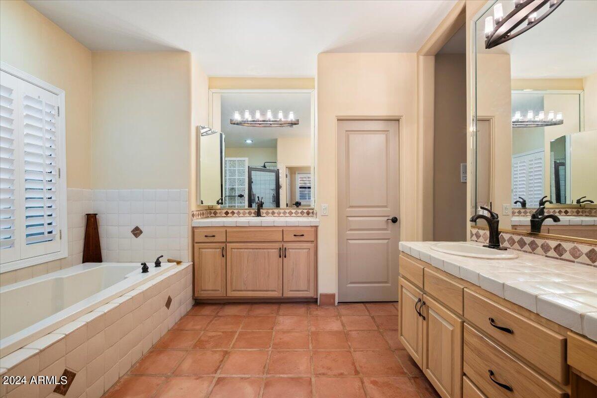5735 E PASEO HERMOSA