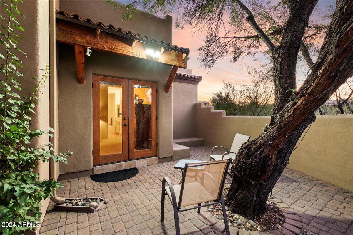 5735 E PASEO HERMOSA