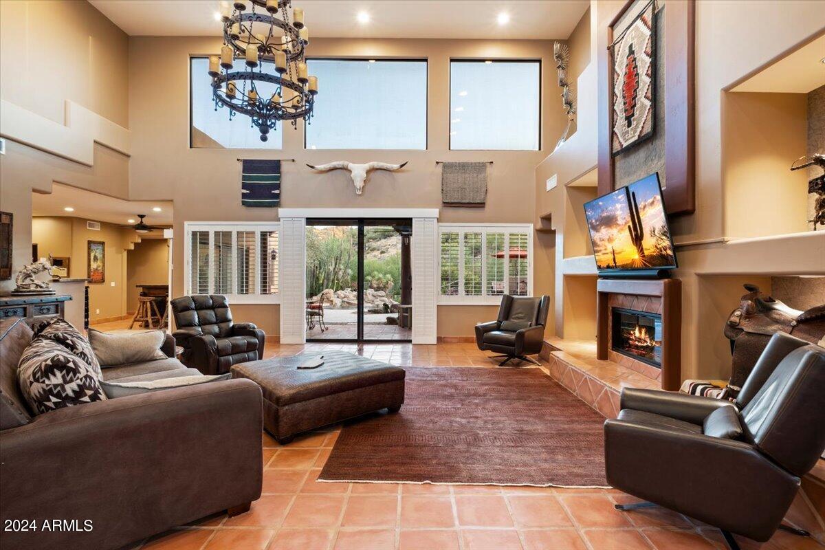 5735 E PASEO HERMOSA