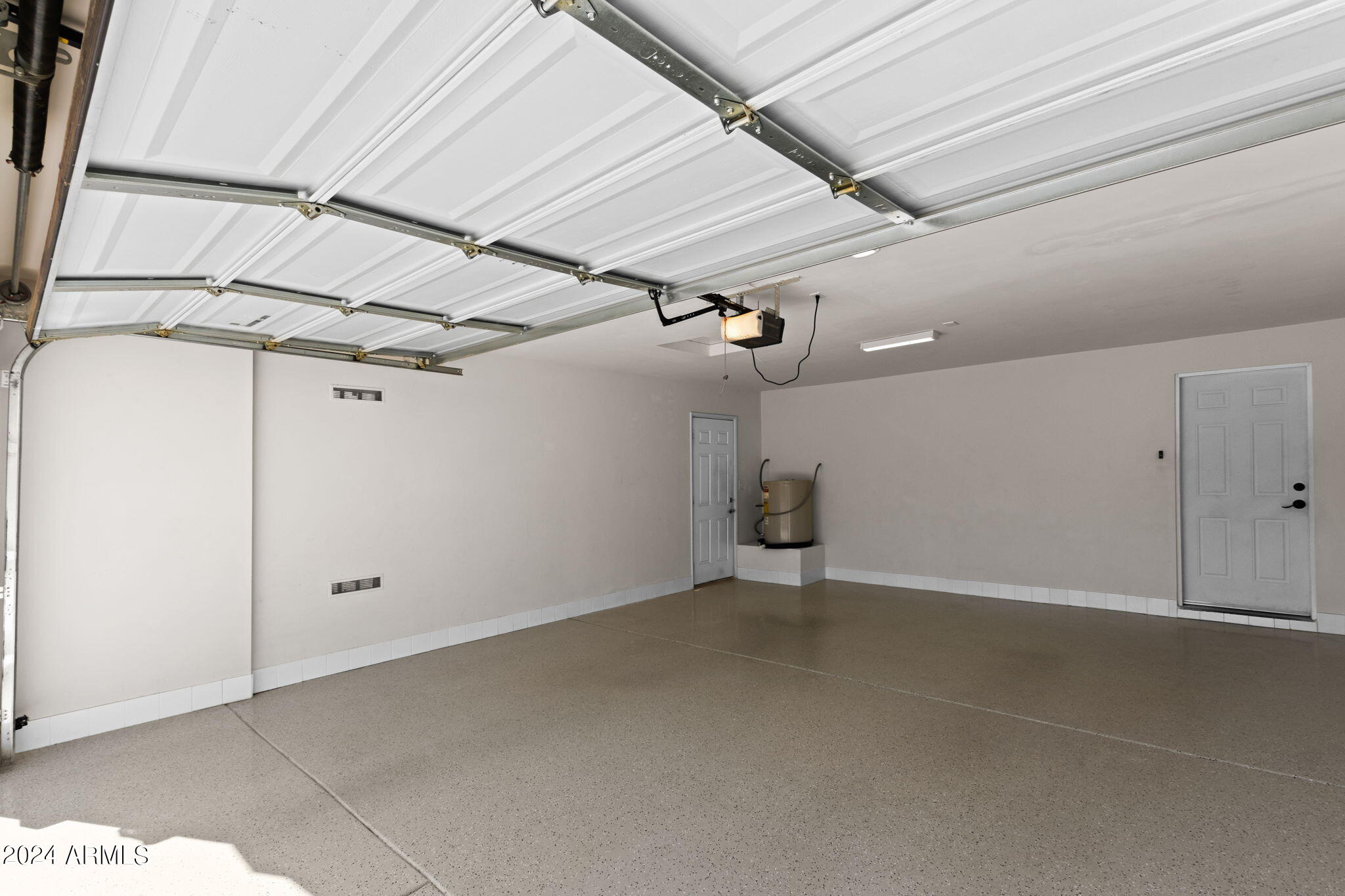 13628 N 41ST Place