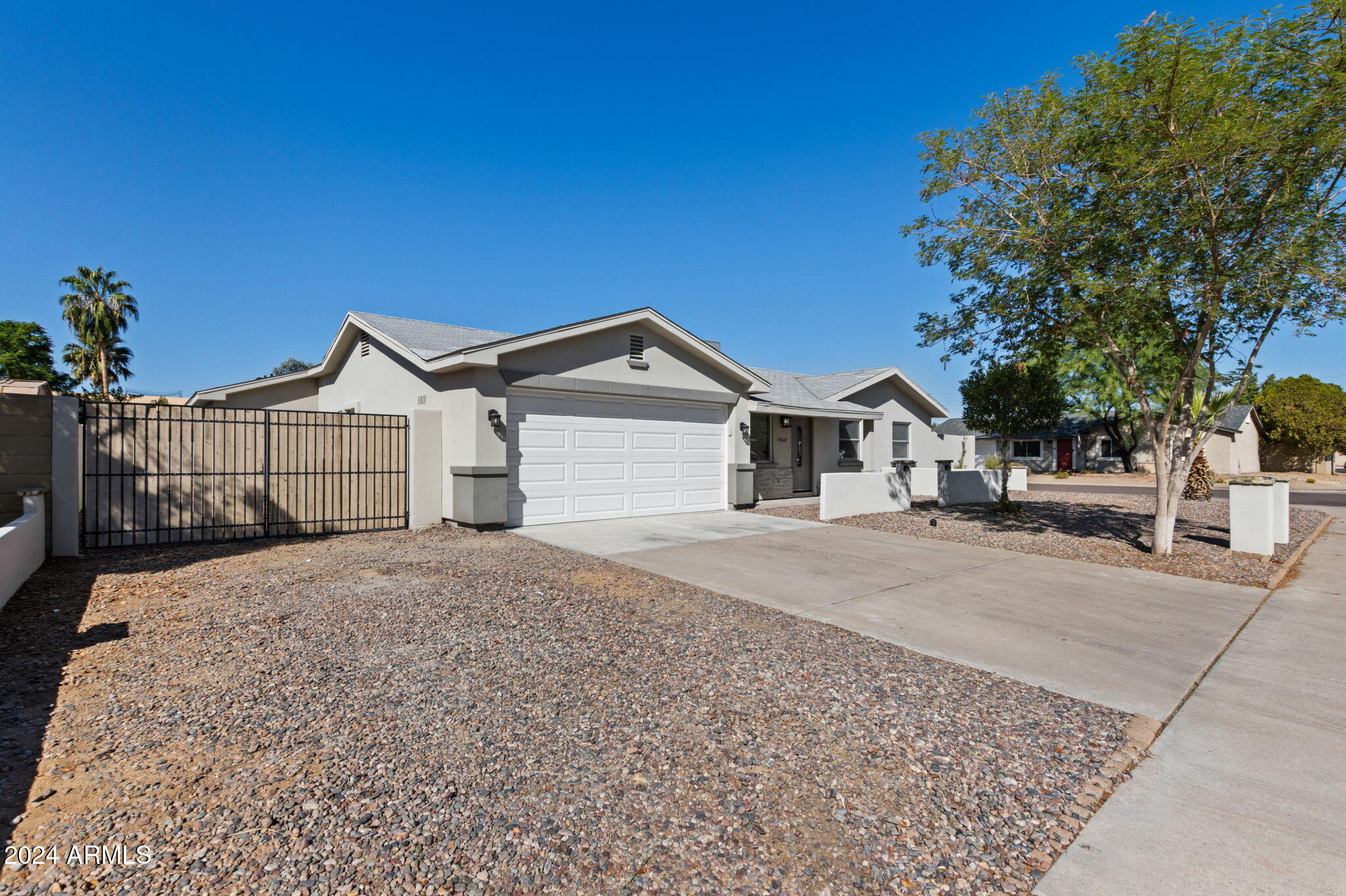 13628 N 41ST Place