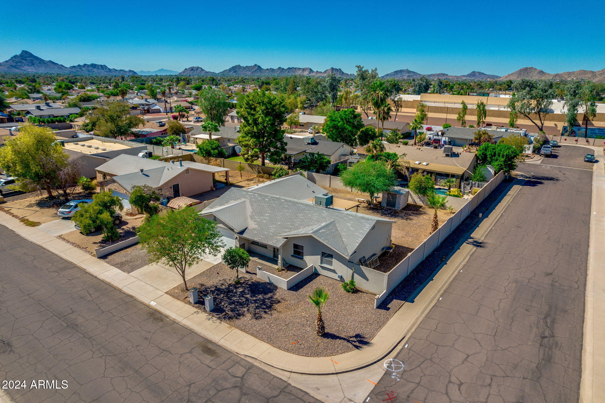 13628 N 41ST Place