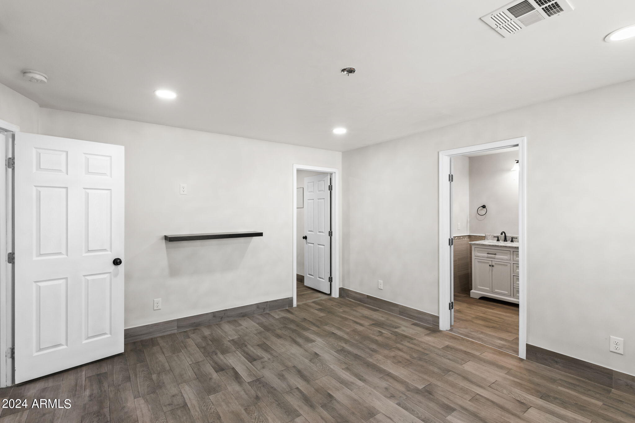 13628 N 41ST Place