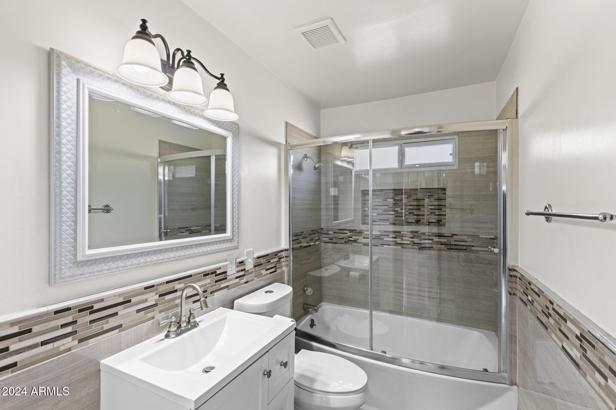 13628 N 41ST Place