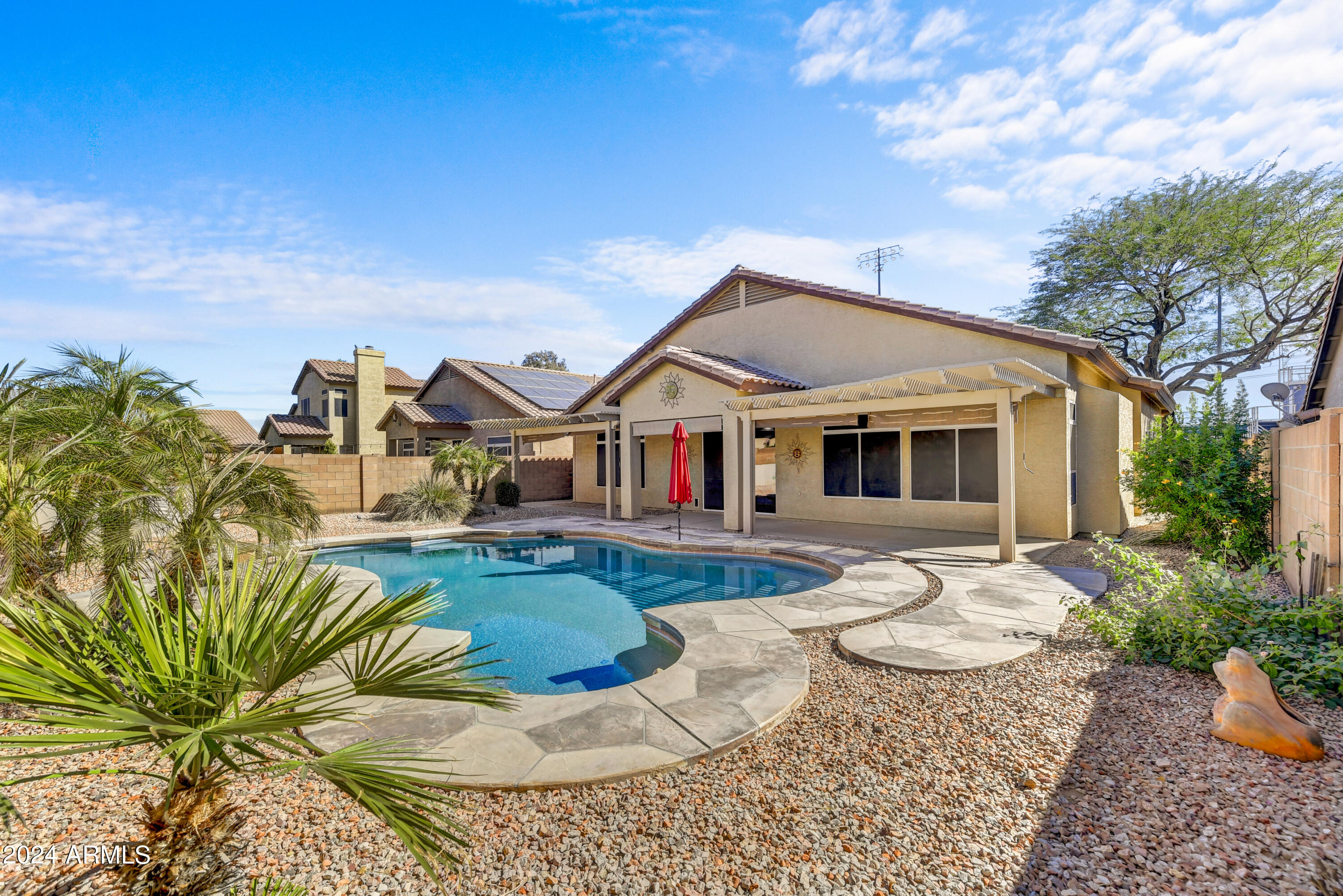 672 N DAVID Drive