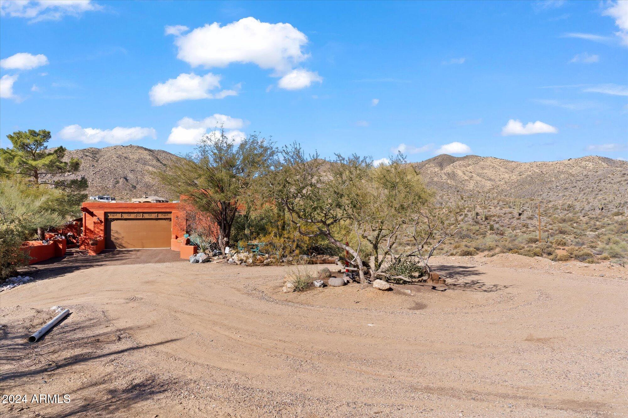 11702 E BLUE WASH Road