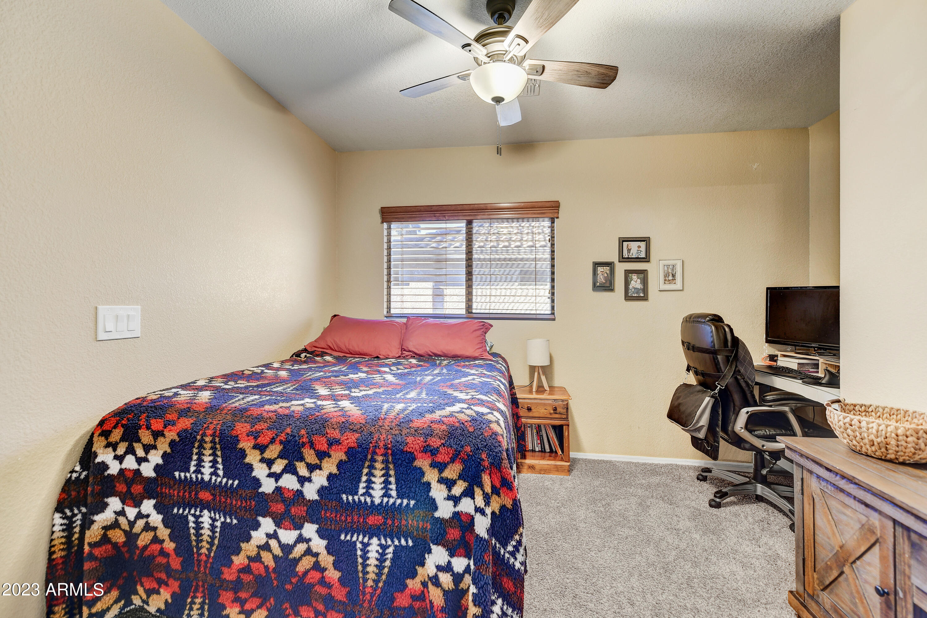 3561 E TRIGGER Way