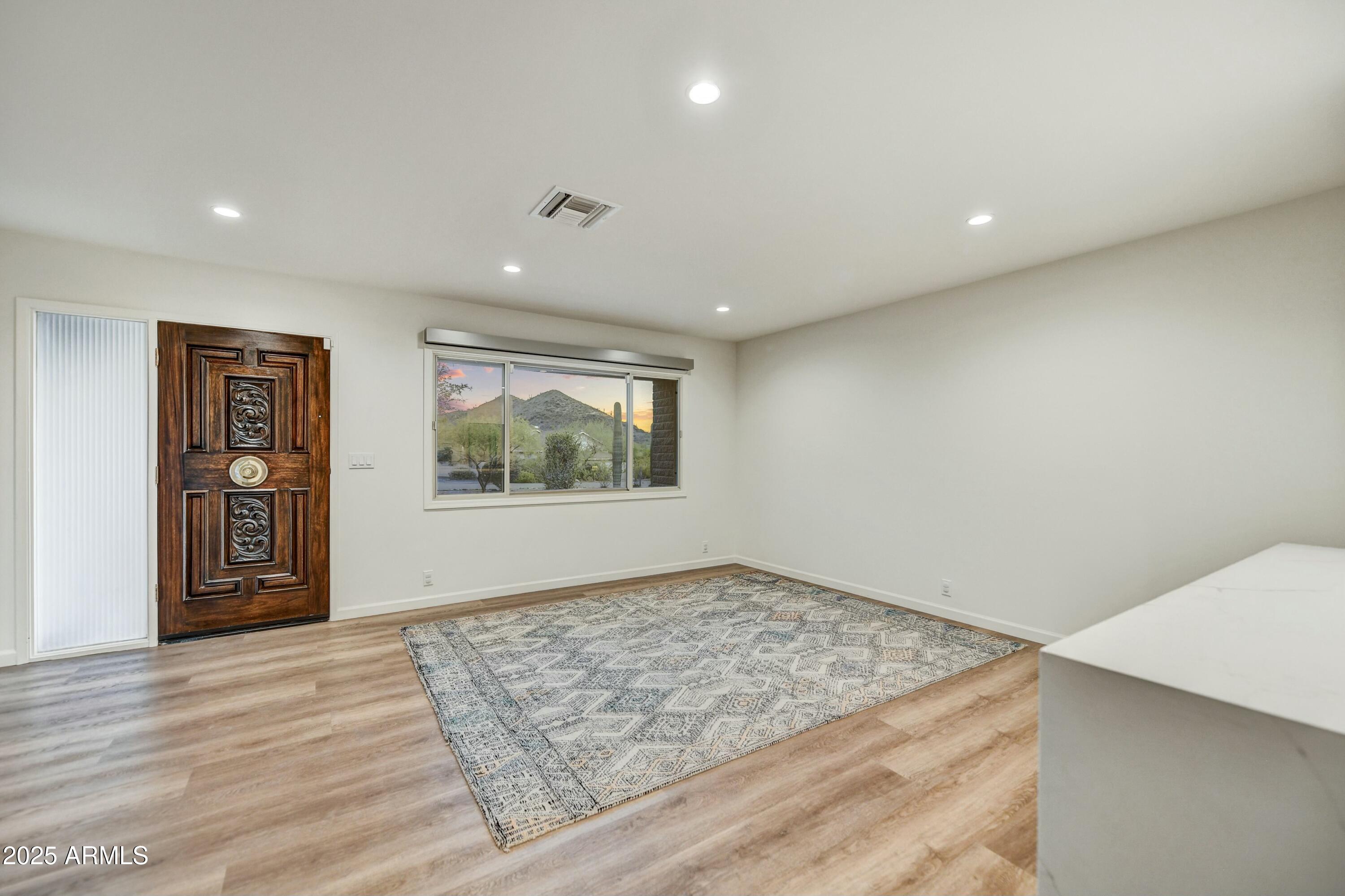 6002 E CHOLLA Road