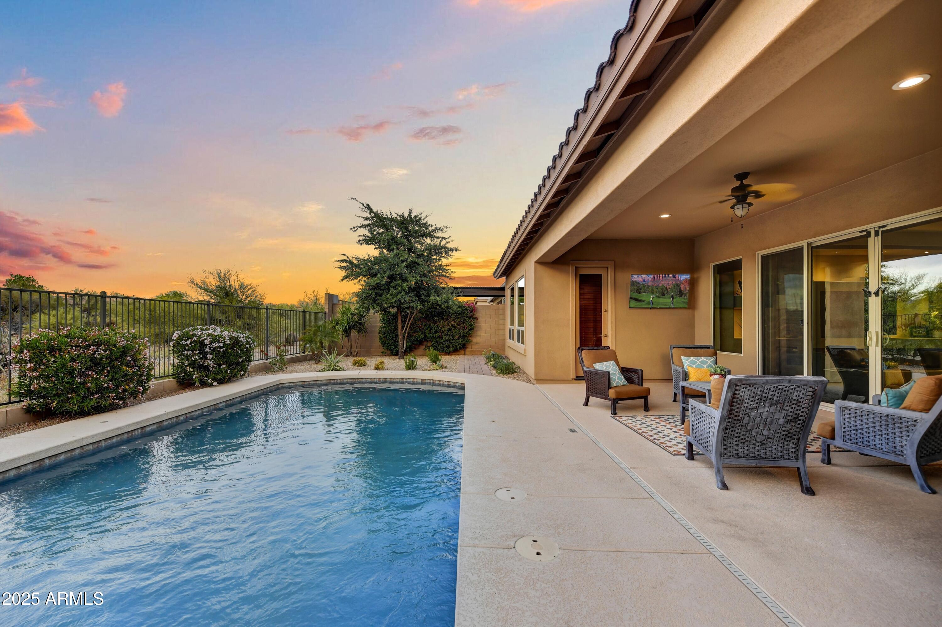 5626 E SLEEPY RANCH Road