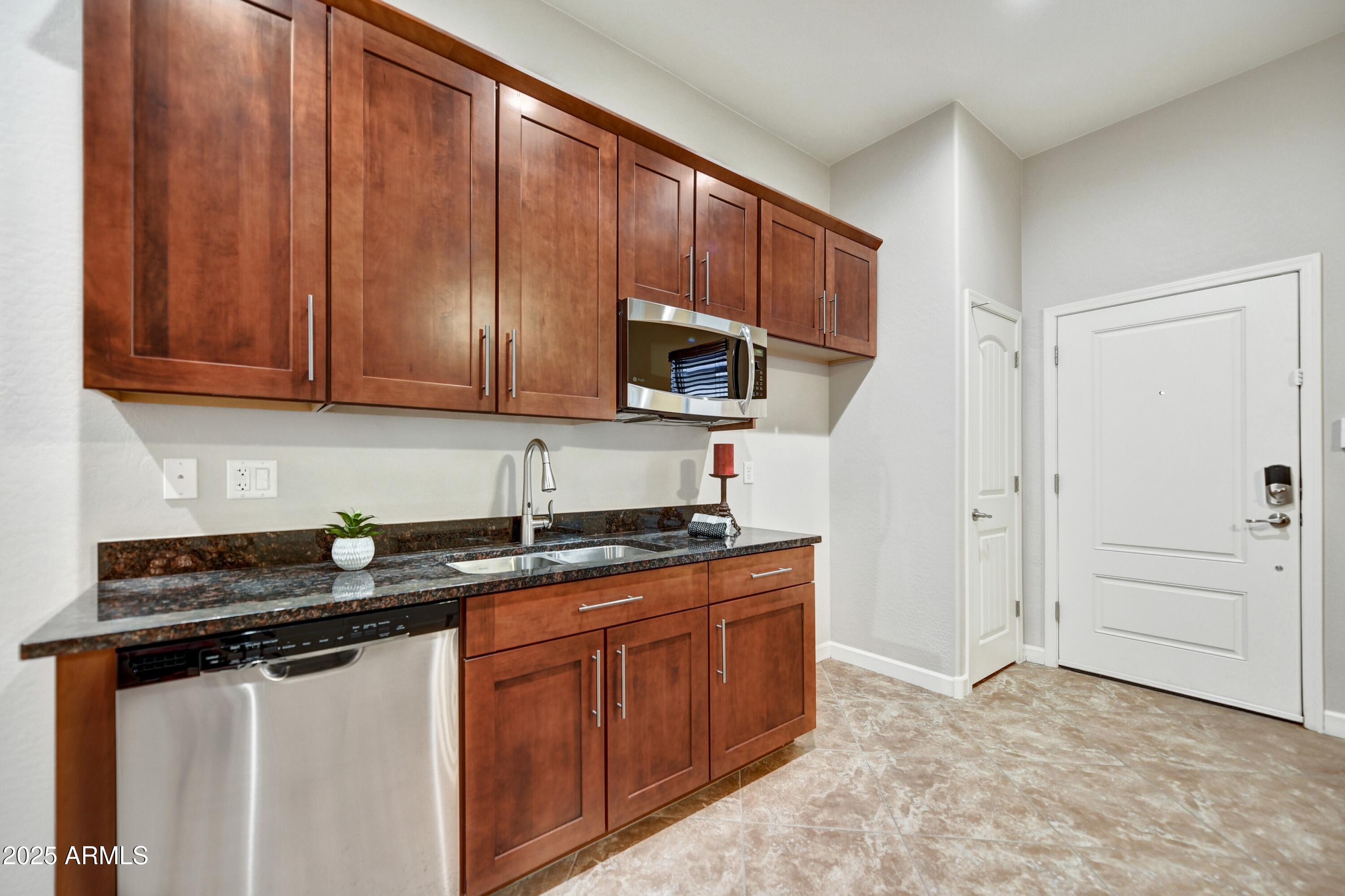 5626 E SLEEPY RANCH Road