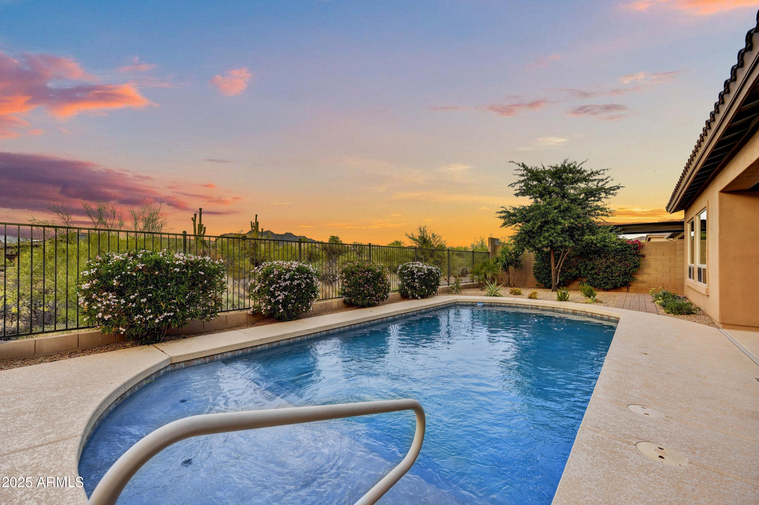 5626 E SLEEPY RANCH Road