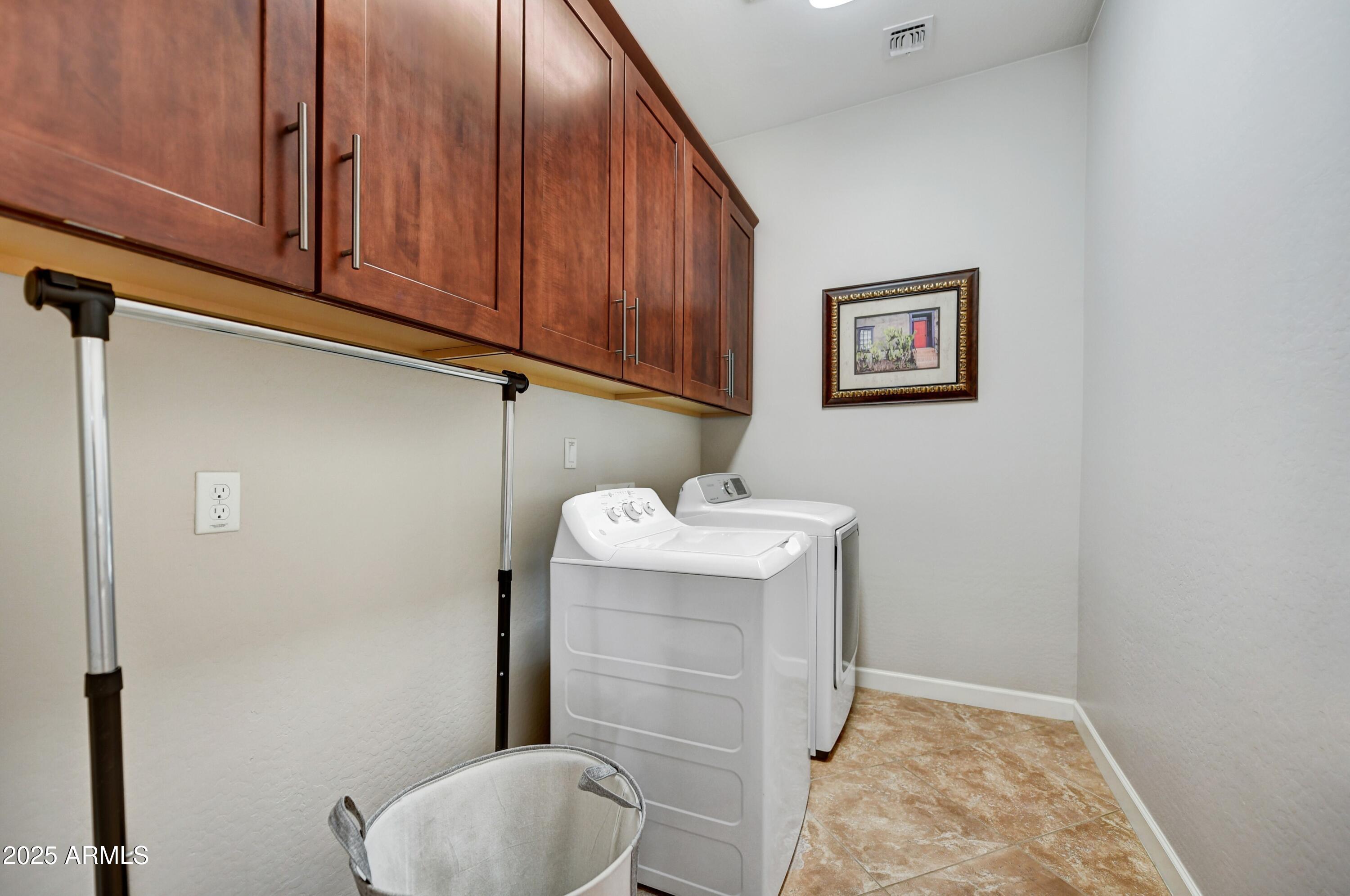 5626 E SLEEPY RANCH Road