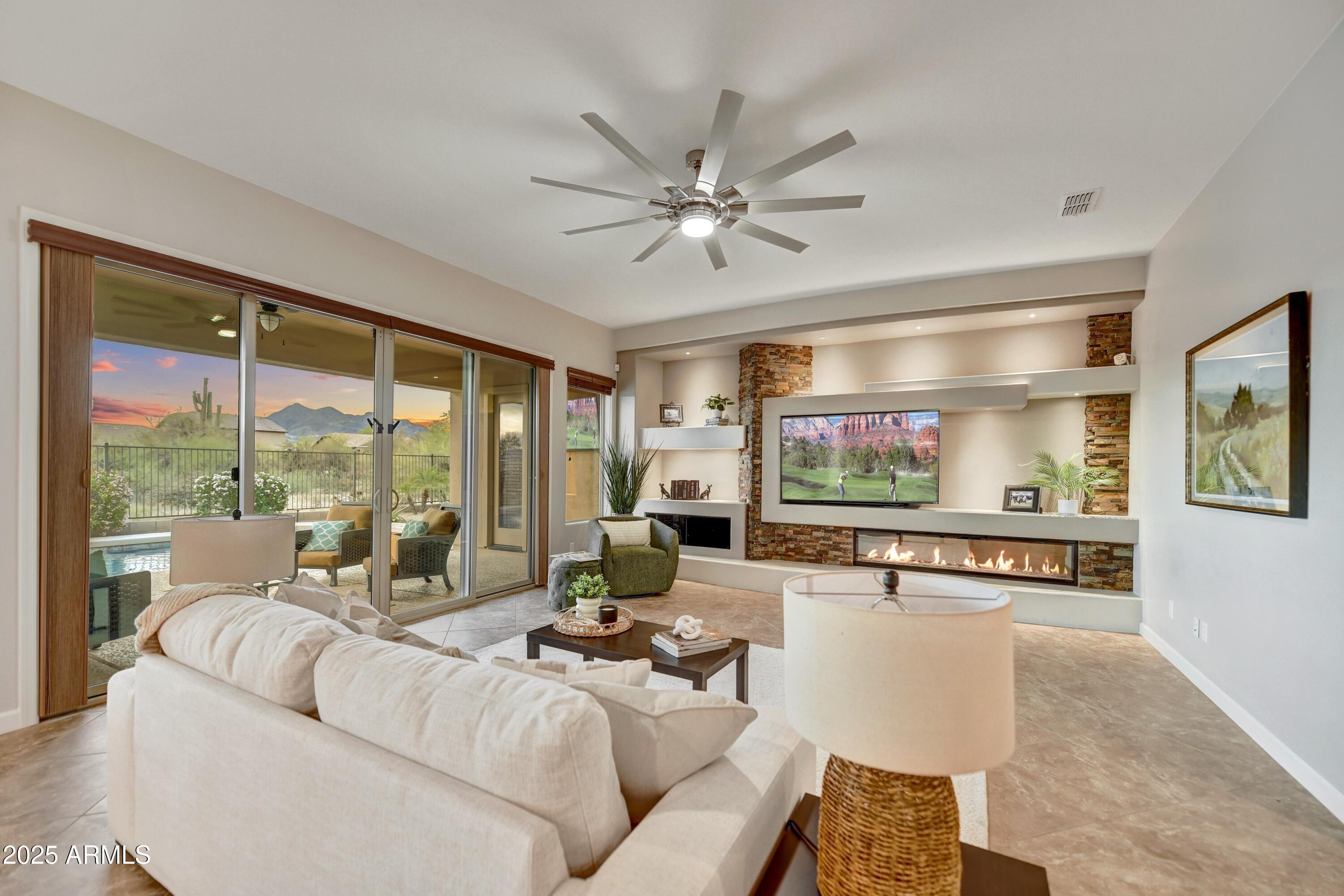 5626 E SLEEPY RANCH Road