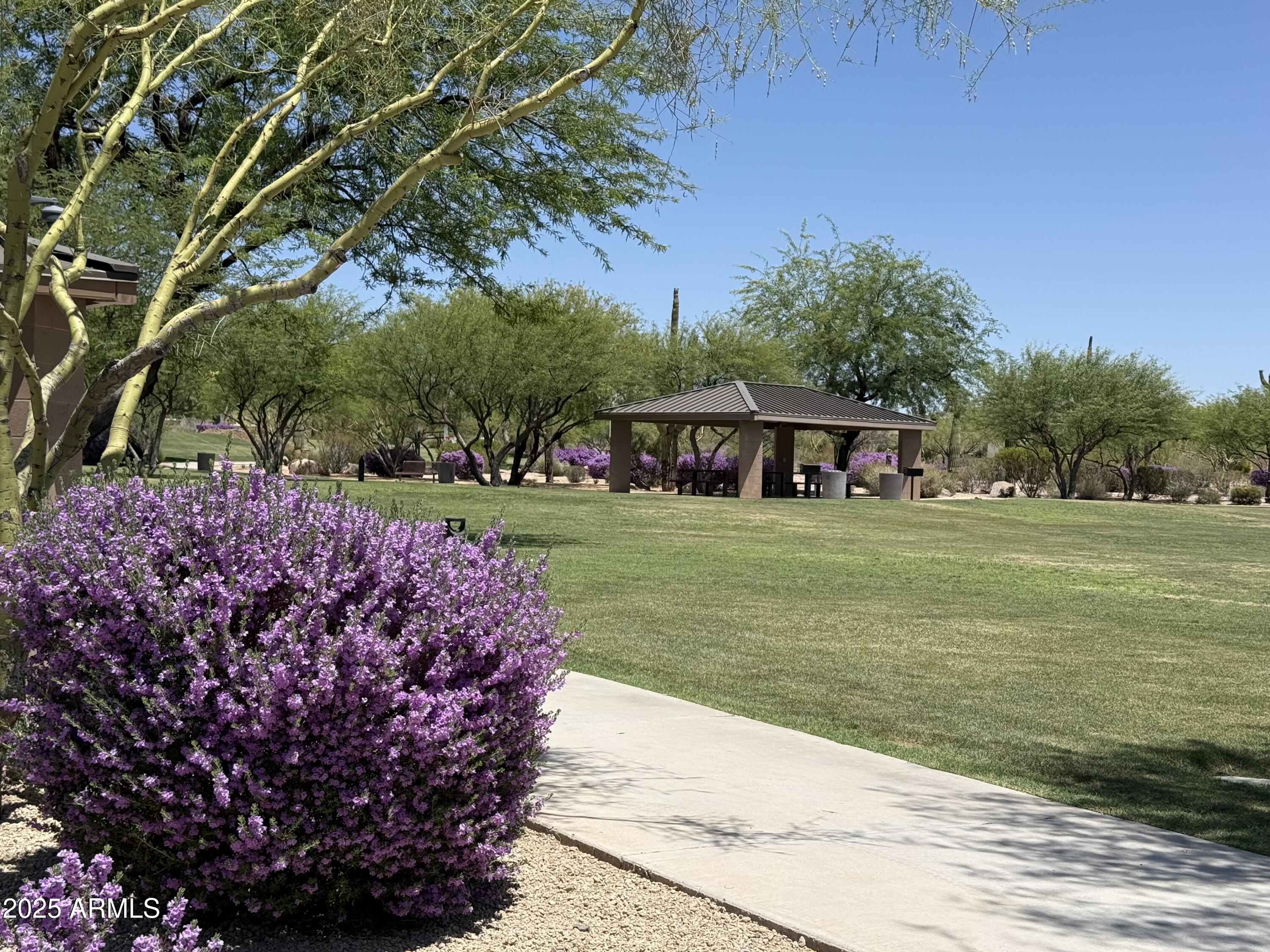 5626 E SLEEPY RANCH Road