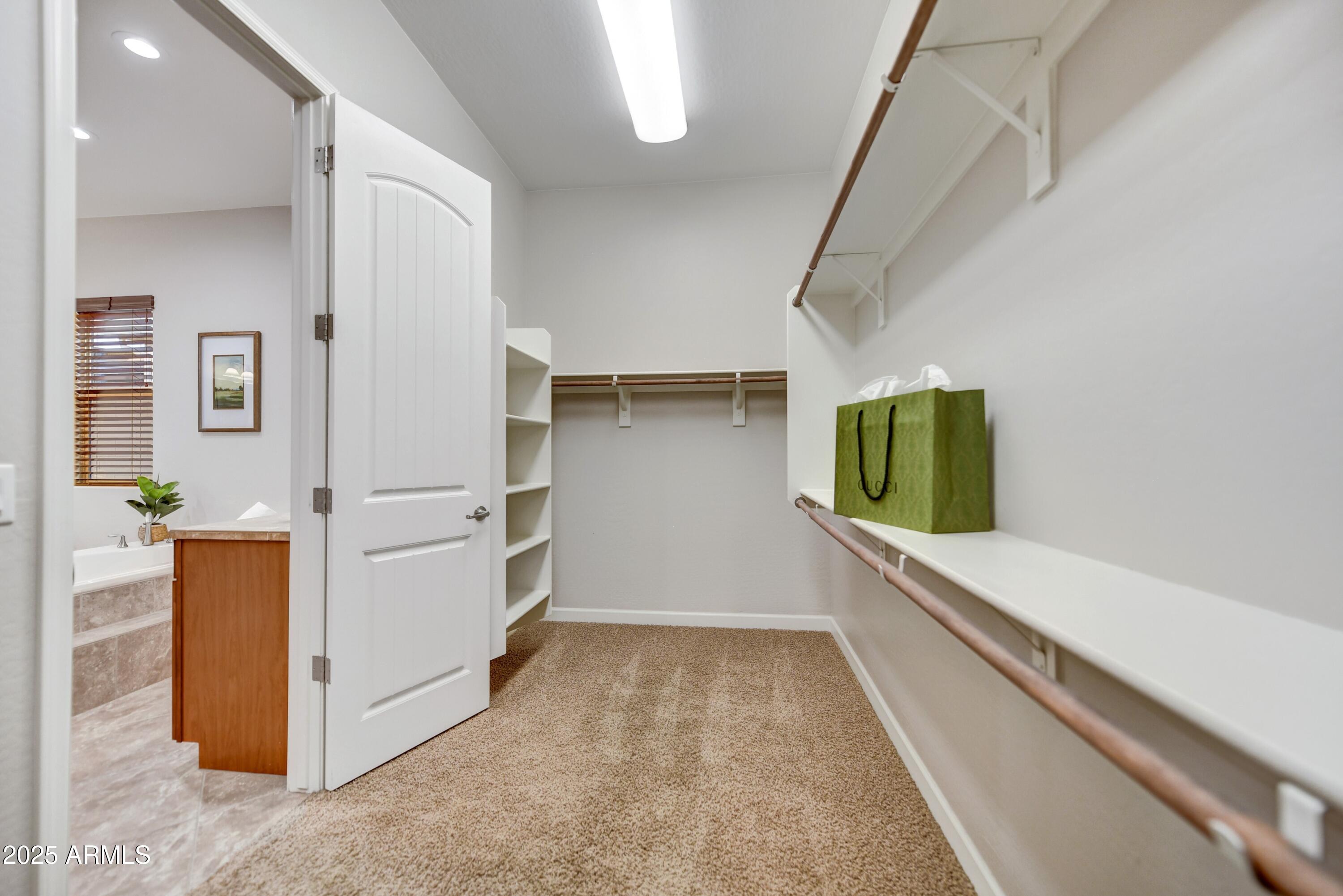 5626 E SLEEPY RANCH Road