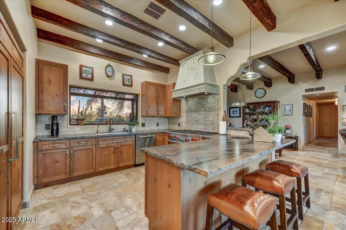 6228 E AZURA Place