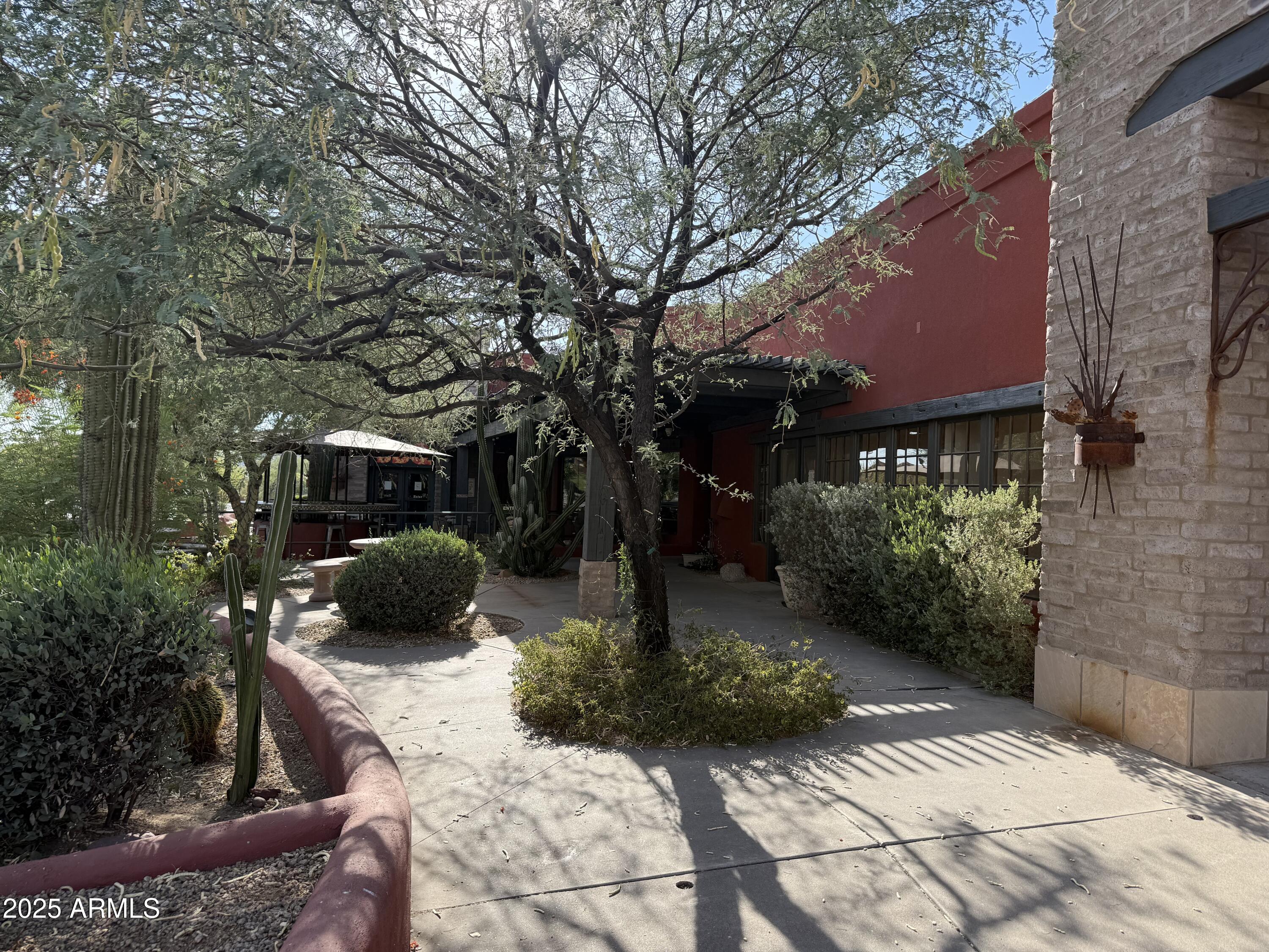 6130 E CAVE CREEK Road Unit: 3B
