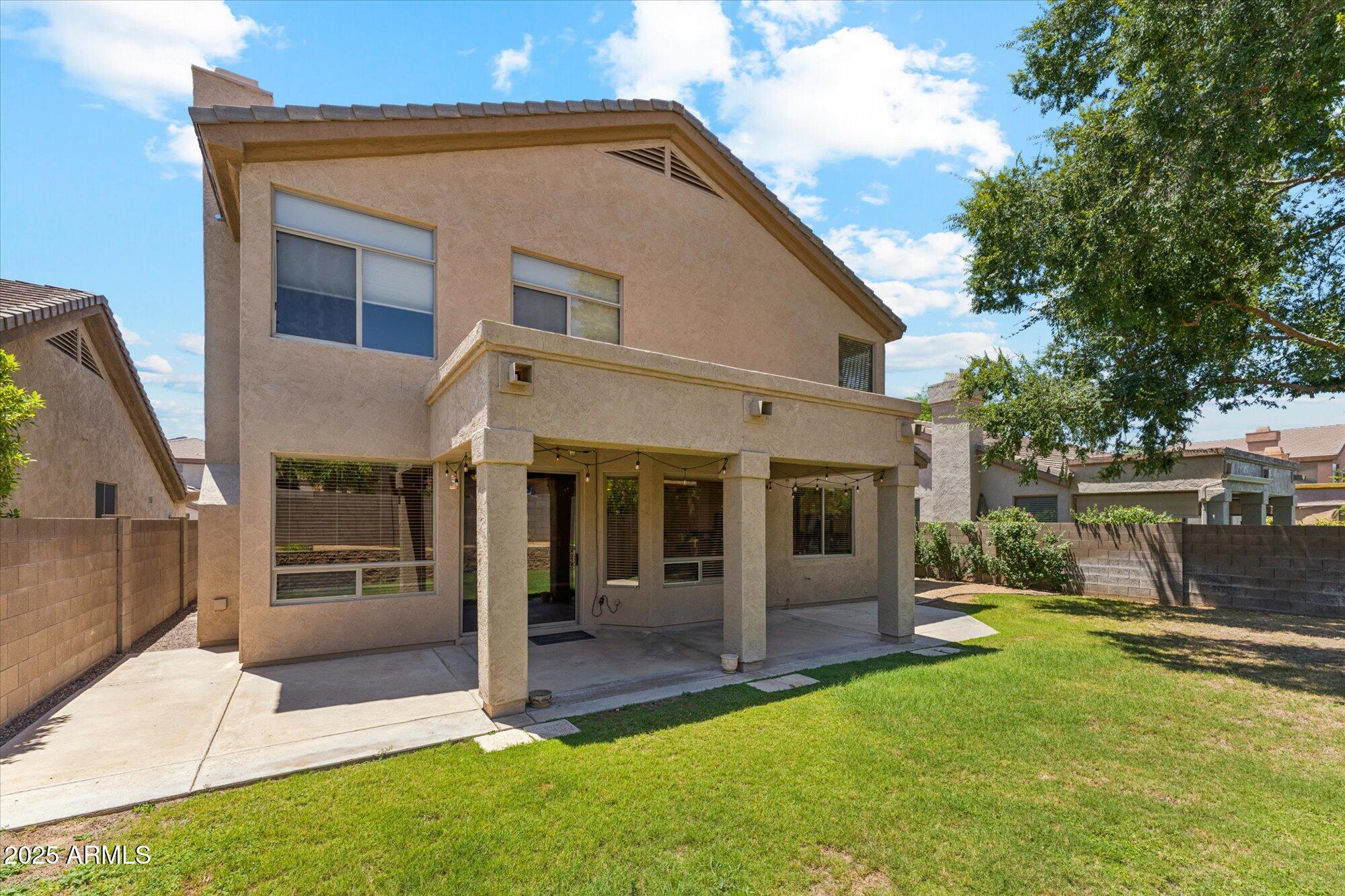 6768 E GELDING Drive