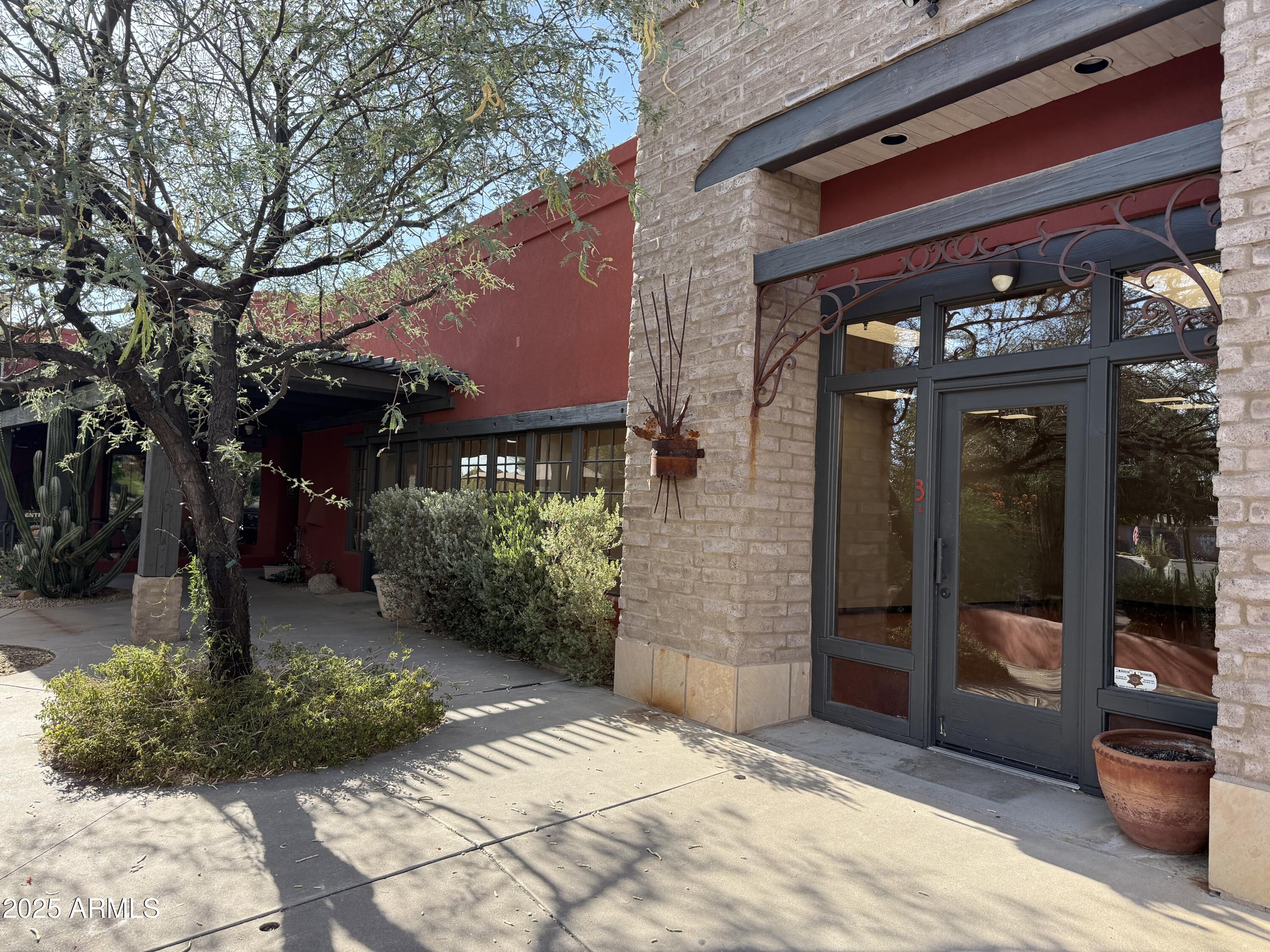 6130 E CAVE CREEK Road Unit: 3A&B