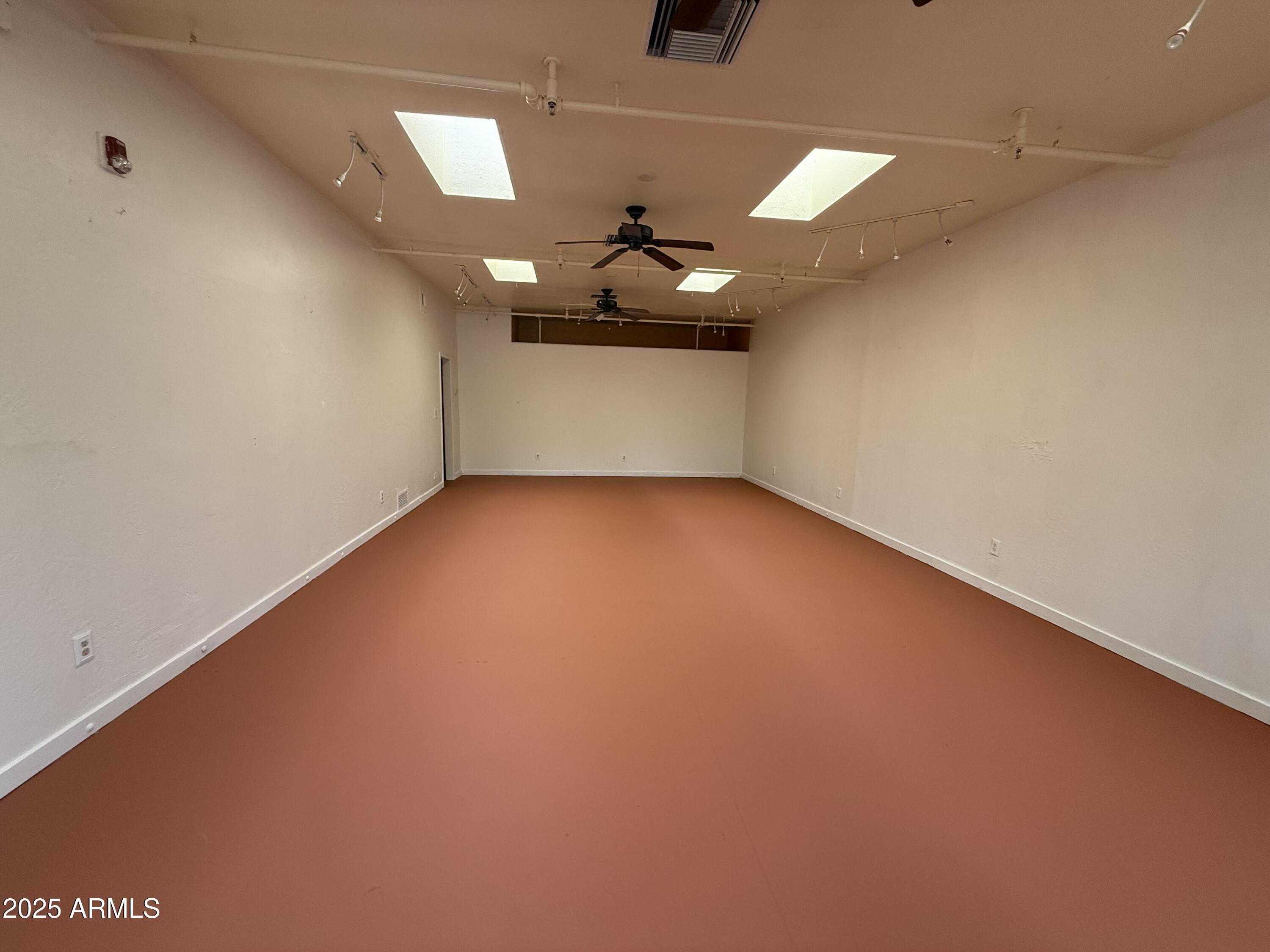 6130 E CAVE CREEK Road Unit: 3A&B