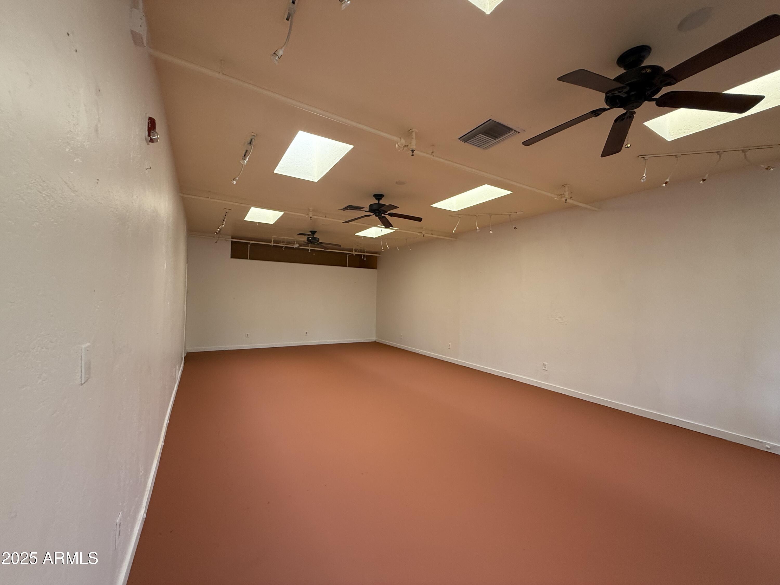 6130 E CAVE CREEK Road Unit: 3A&B