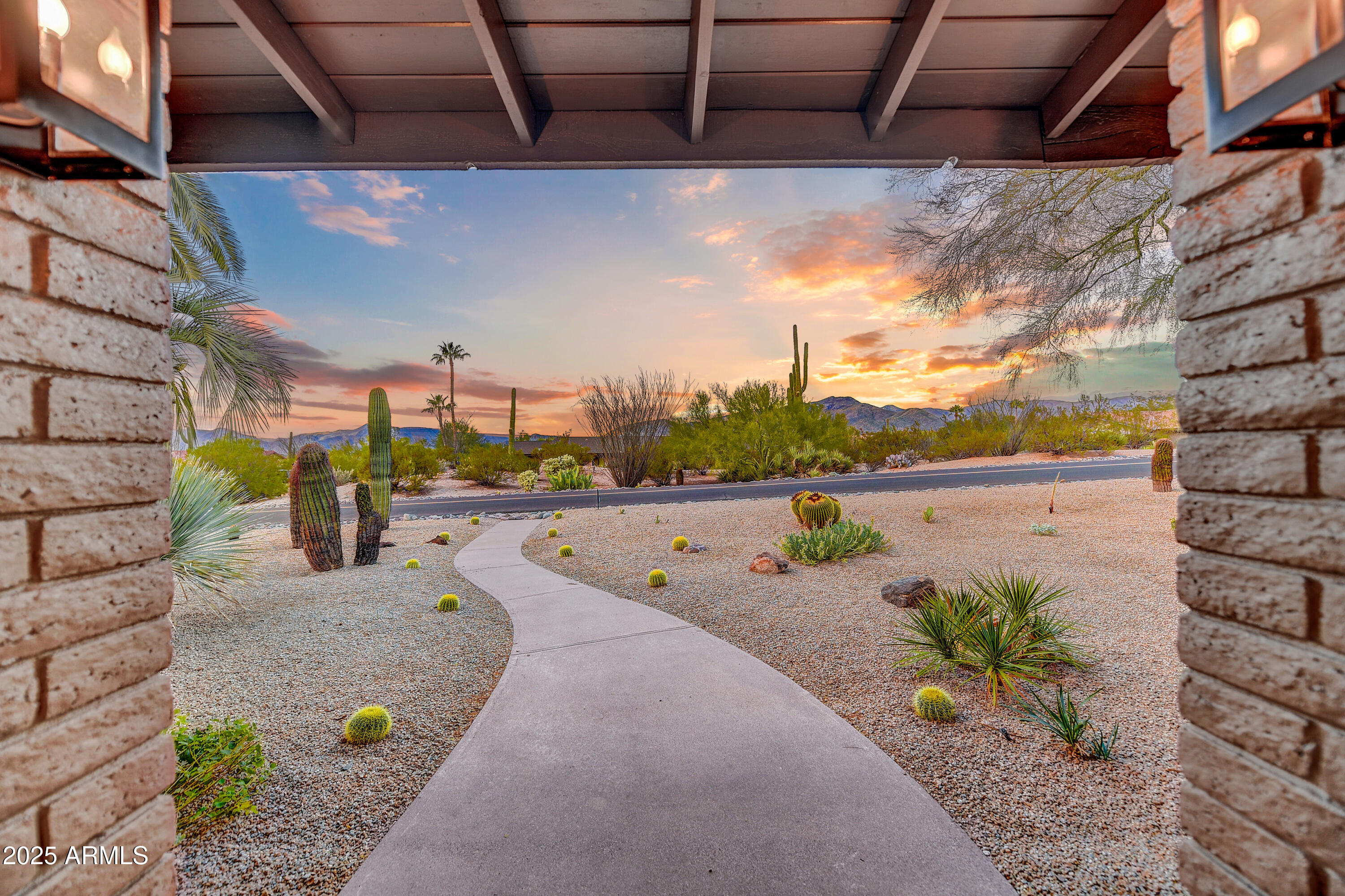 7842 E CAREFREE ESTATES Circle
