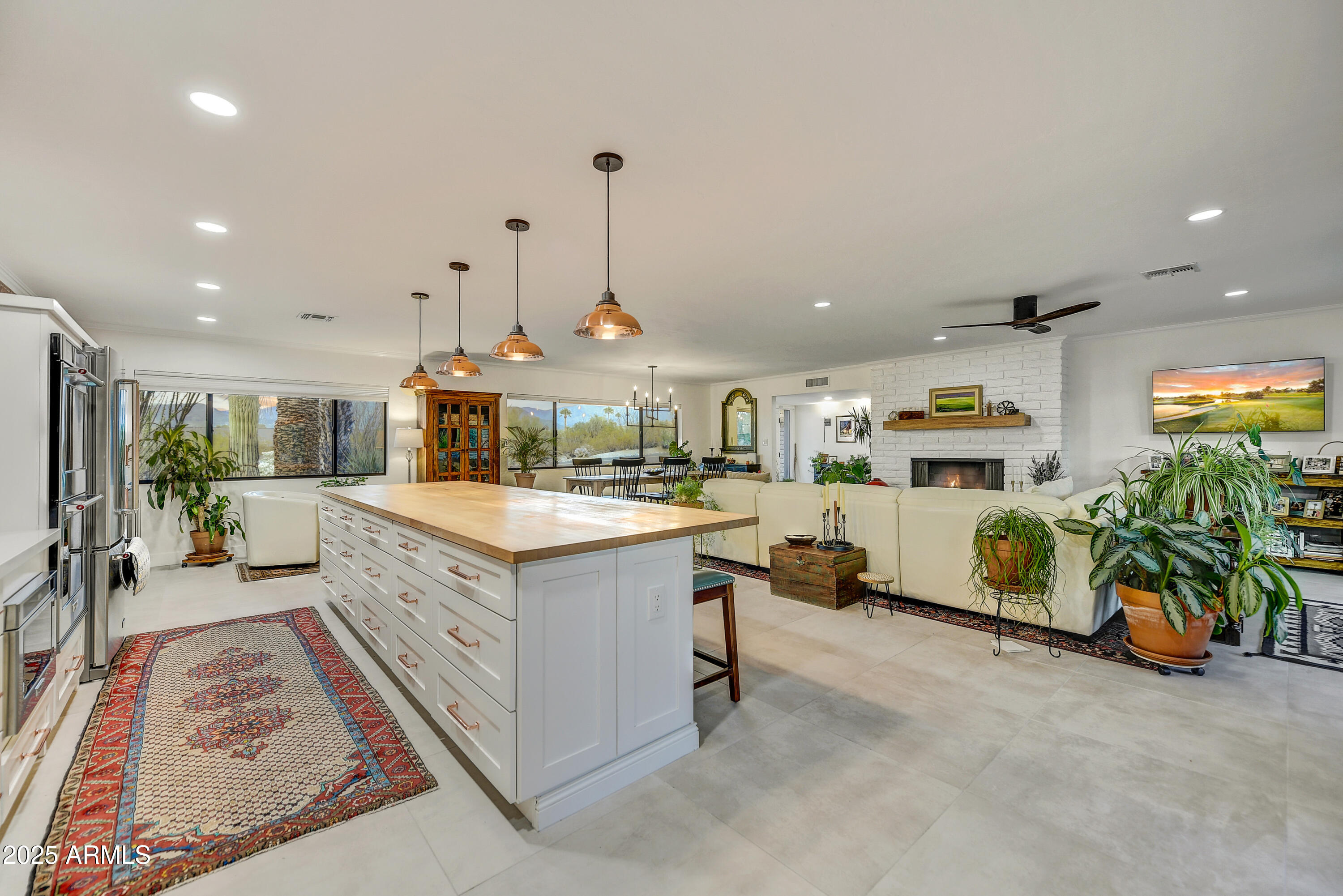 7842 E CAREFREE ESTATES Circle