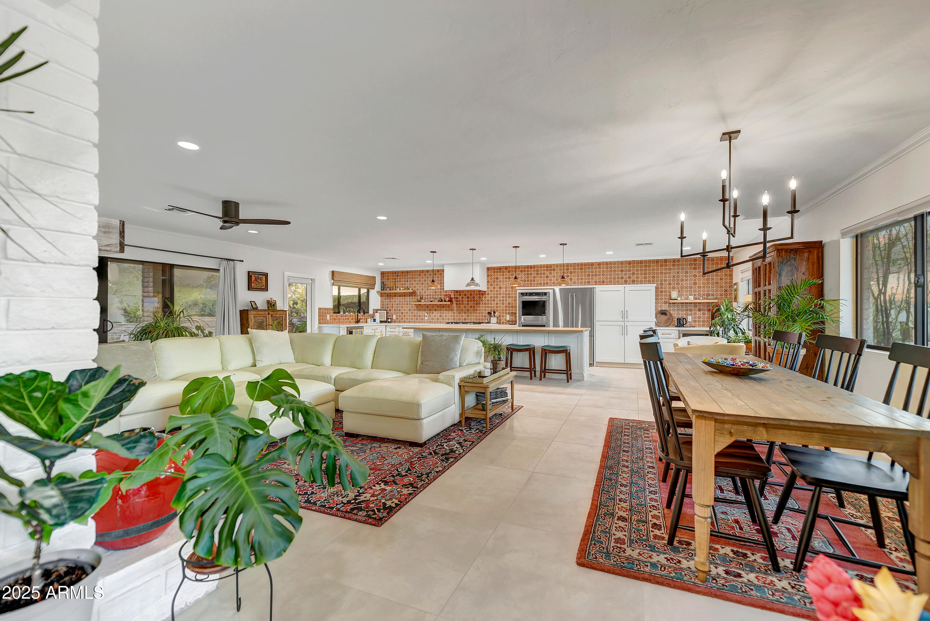 7842 E CAREFREE ESTATES Circle