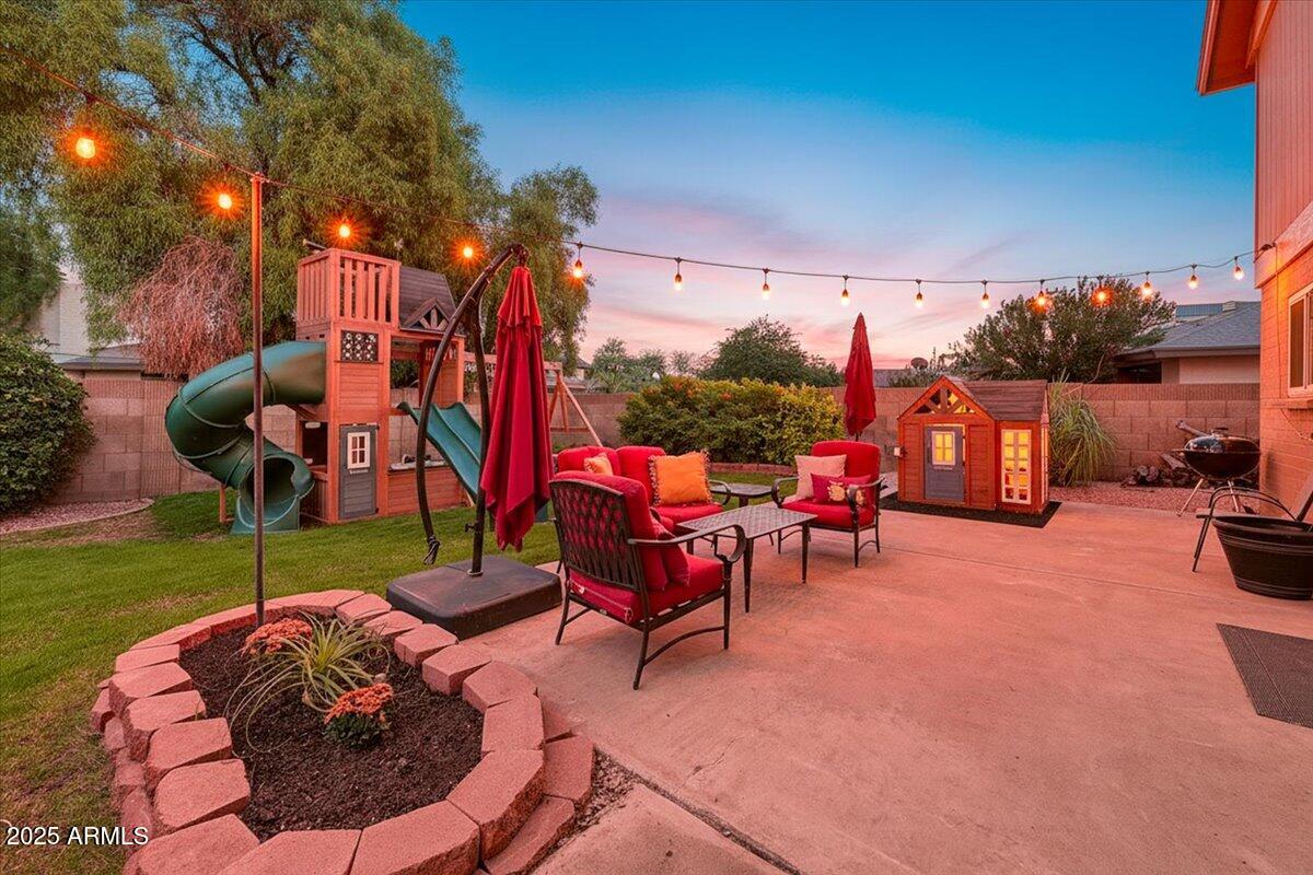 1542 W IMPALA Avenue