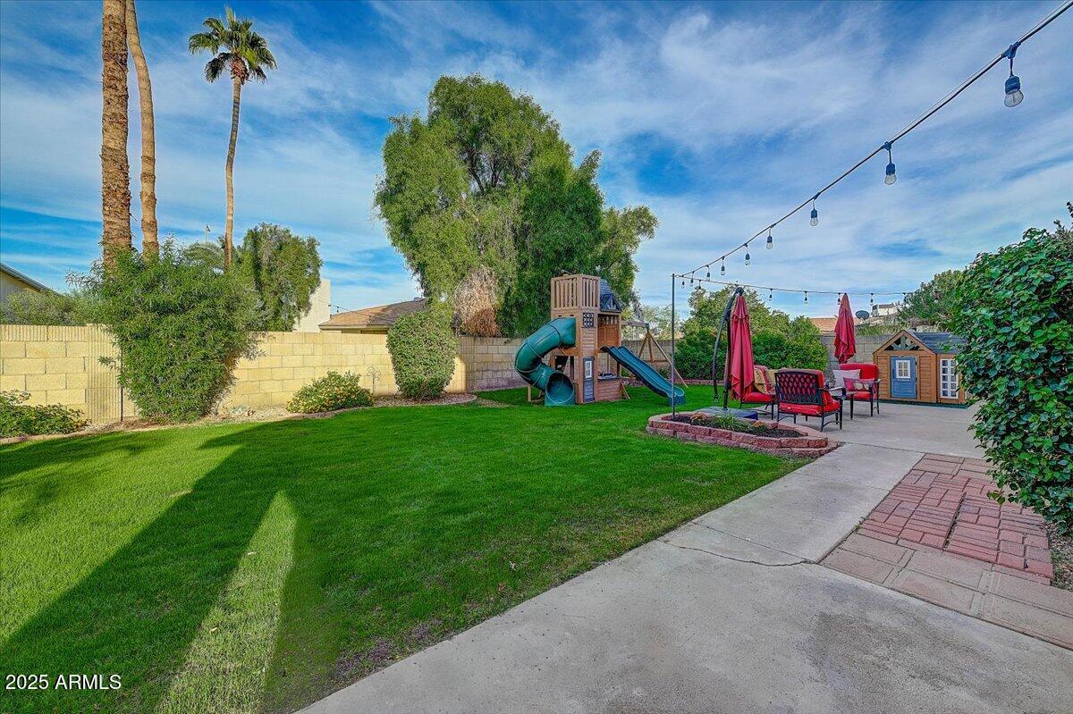 1542 W IMPALA Avenue