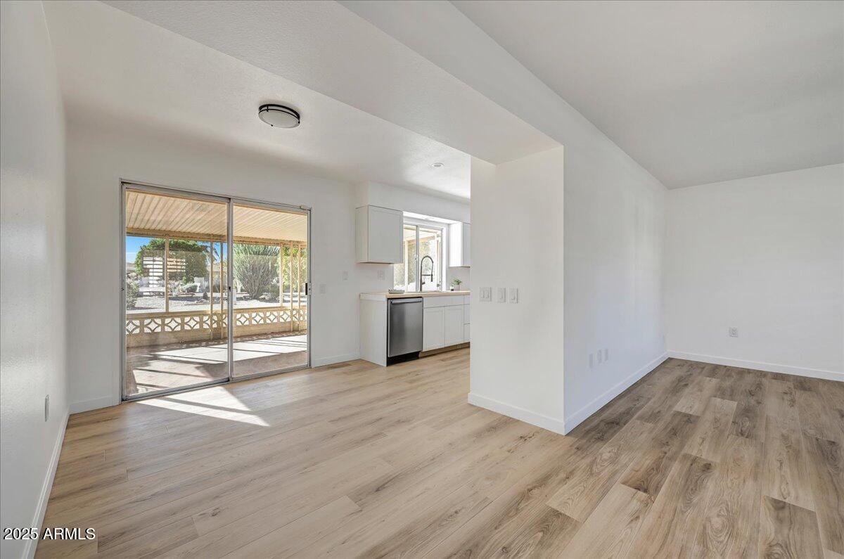 9711 W INDIAN HILLS Drive