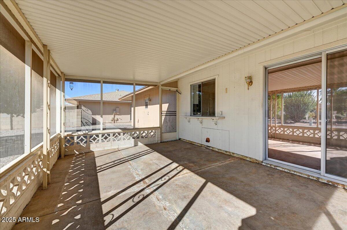 9711 W INDIAN HILLS Drive