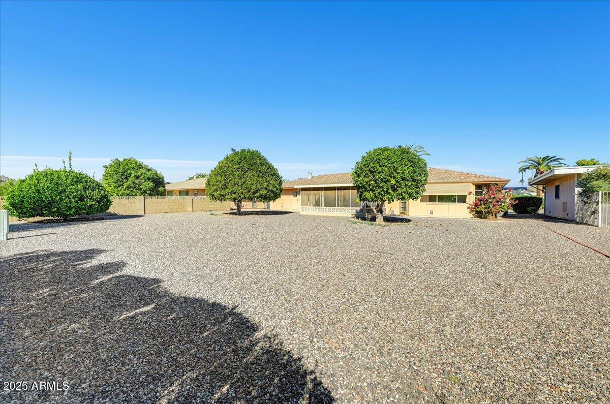 9711 W INDIAN HILLS Drive