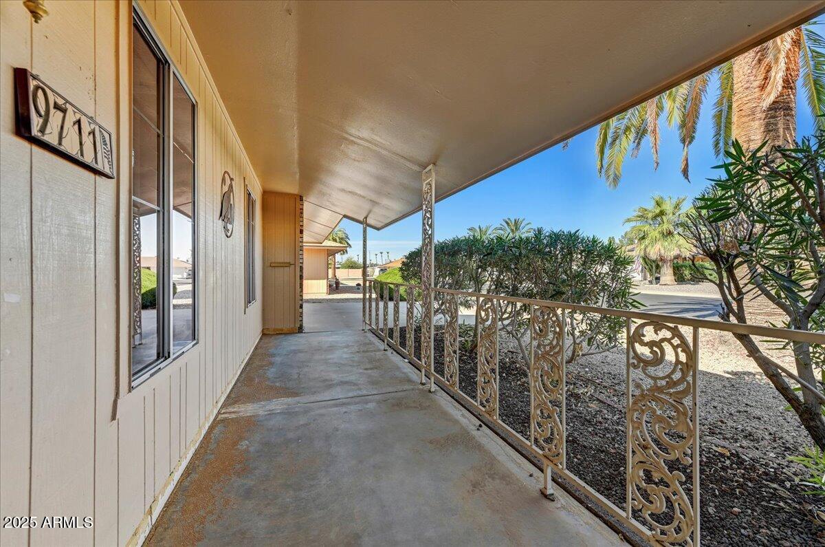 9711 W INDIAN HILLS Drive