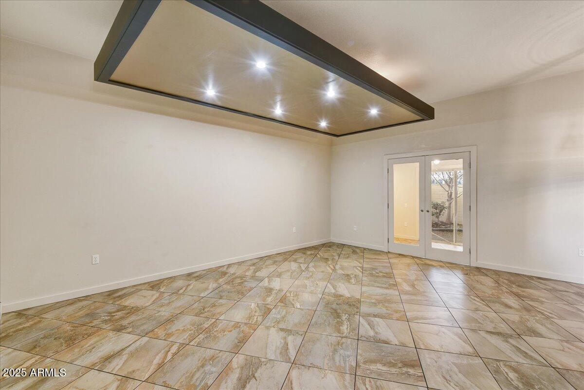11061 W Coggins Drive